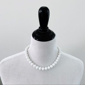 Simple Vintage White Beaded Necklace